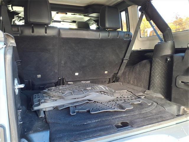 used 2015 Jeep Wrangler Unlimited car, priced at $16,646