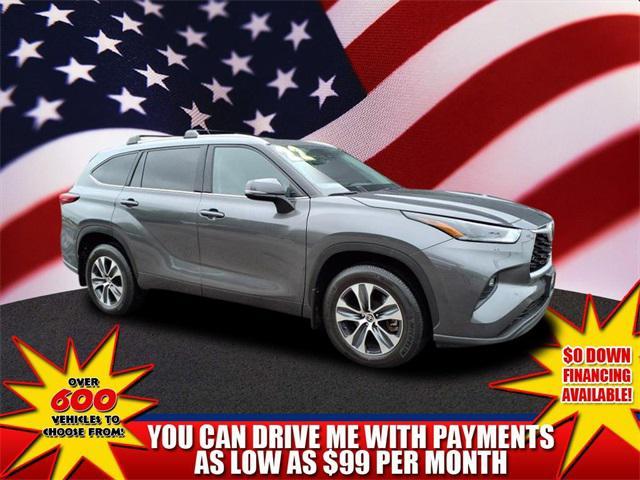 used 2022 Toyota Highlander car, priced at $36,751
