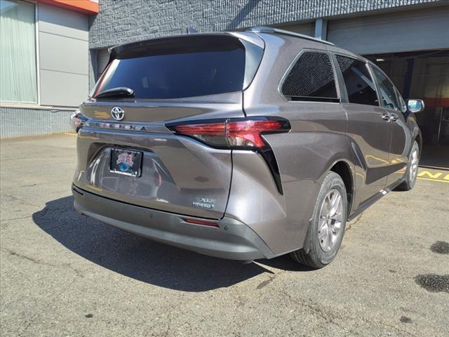 used 2021 Toyota Sienna car, priced at $32,493