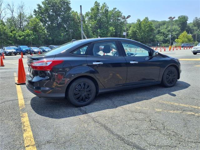 used 2013 Ford Focus car, priced at $5,562