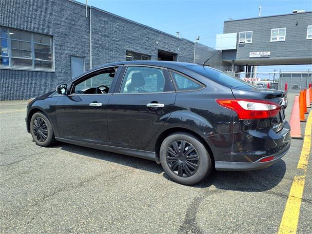 used 2013 Ford Focus car, priced at $5,562