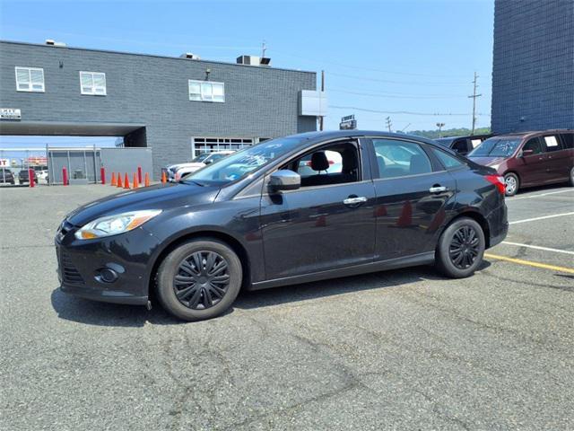 used 2013 Ford Focus car, priced at $5,562