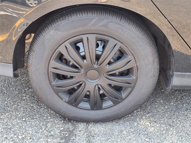 used 2013 Ford Focus car, priced at $5,562