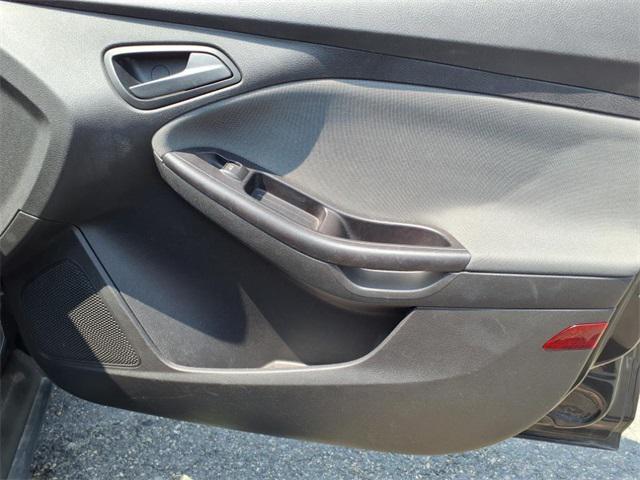 used 2013 Ford Focus car, priced at $5,562