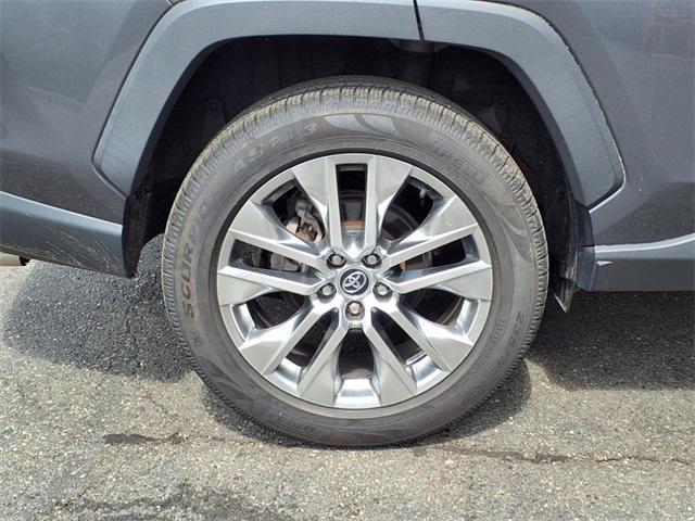 used 2020 Toyota RAV4 car, priced at $27,877