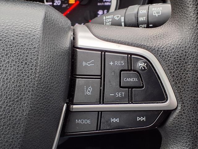 used 2022 Toyota Highlander car, priced at $26,746