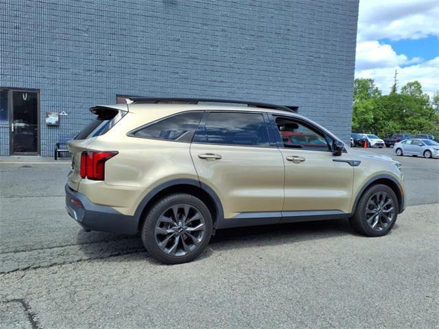 used 2021 Kia Sorento car, priced at $25,515