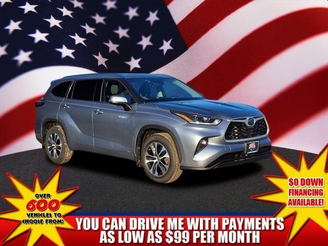 used 2021 Toyota Highlander Hybrid car, priced at $35,182