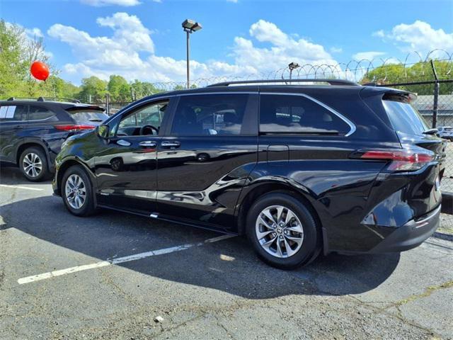 used 2021 Toyota Sienna car