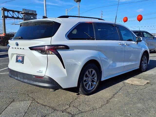 used 2023 Toyota Sienna car, priced at $37,242