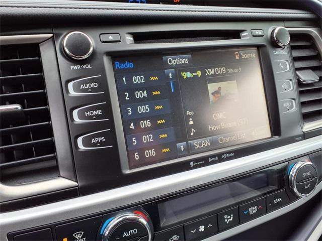 used 2018 Toyota Highlander car, priced at $23,042