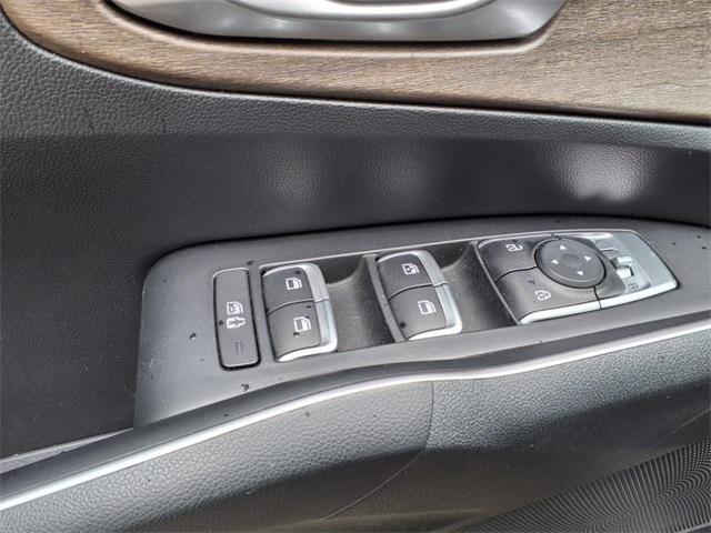 used 2022 Kia Sorento car, priced at $26,935