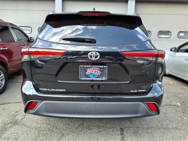 used 2022 Toyota Highlander car, priced at $33,785