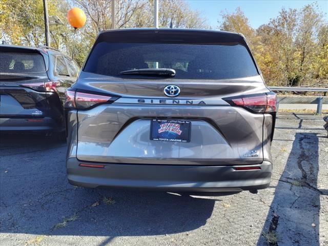 used 2021 Toyota Sienna car, priced at $37,635