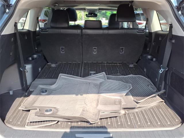 used 2023 Toyota Highlander car, priced at $39,057