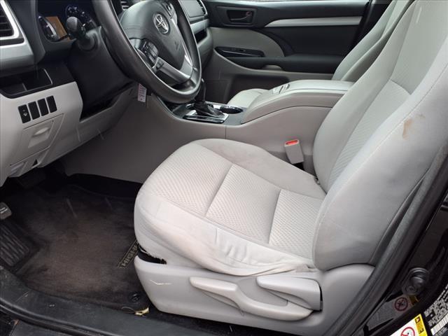 used 2015 Toyota Highlander car, priced at $29,995