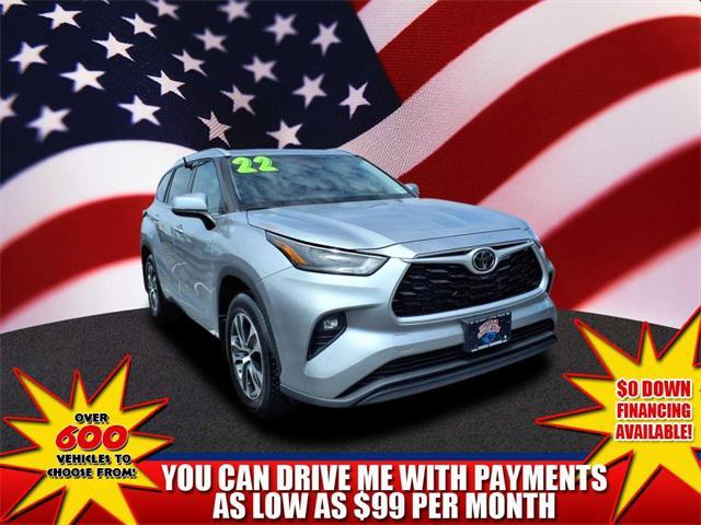 used 2022 Toyota Highlander car, priced at $35,732