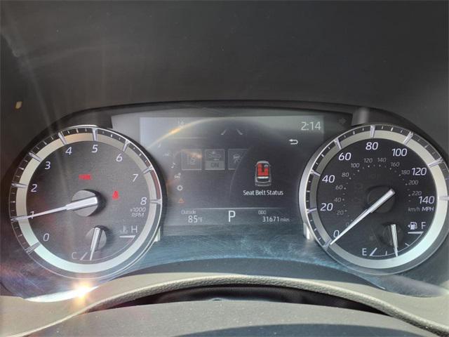 used 2022 Toyota Highlander car, priced at $39,092