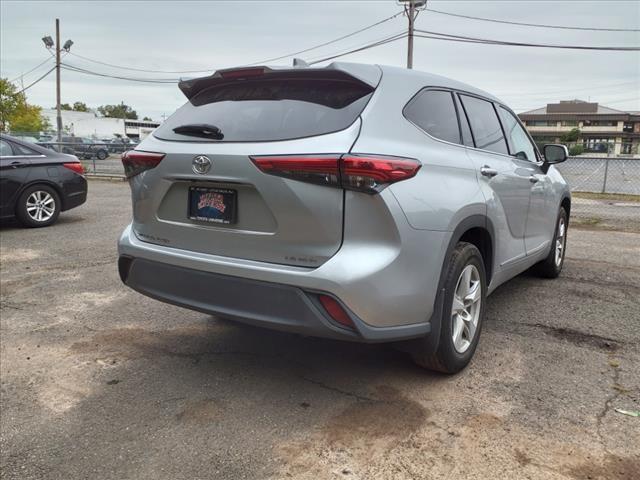 used 2021 Toyota Highlander car, priced at $27,980