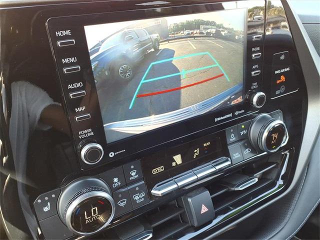 used 2022 Toyota Highlander car, priced at $36,010