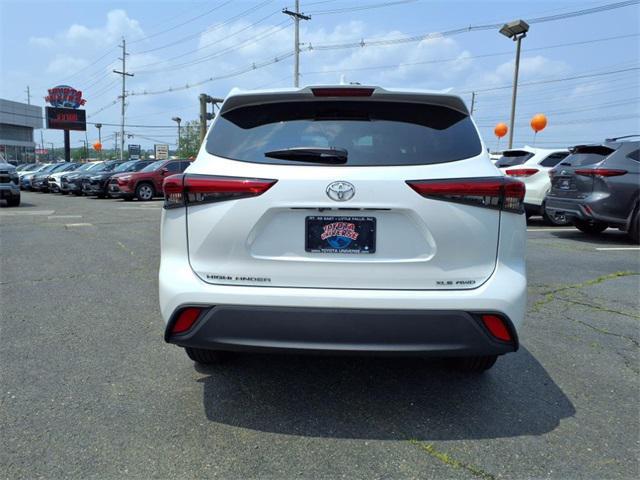 used 2023 Toyota Highlander car, priced at $39,902