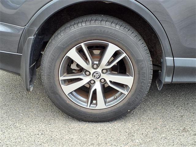 used 2018 Toyota RAV4 car, priced at $23,257