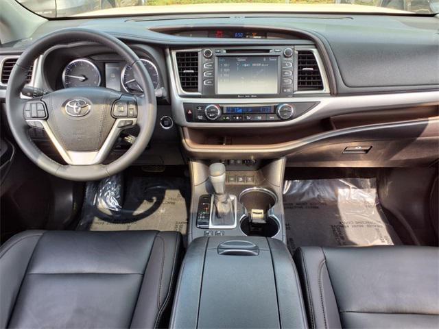 used 2019 Toyota Highlander car, priced at $27,246