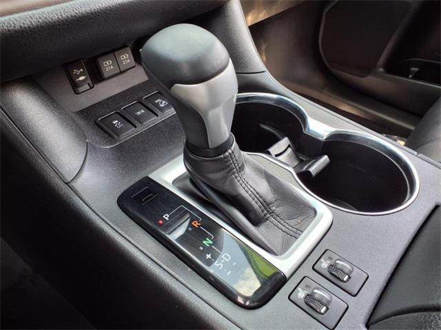 used 2019 Toyota Highlander car, priced at $27,246