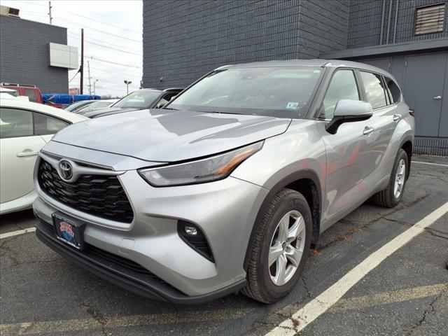 used 2024 Toyota Highlander car, priced at $39,466