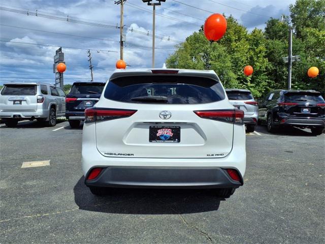 used 2022 Toyota Highlander car, priced at $35,725