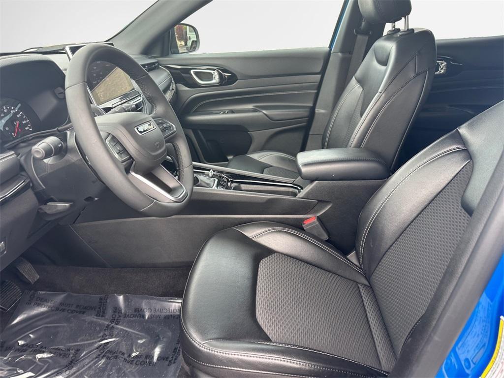used 2023 Jeep Compass car, priced at $25,817