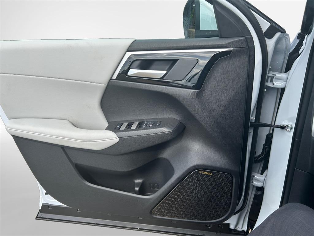 new 2025 Mitsubishi Outlander car, priced at $38,362