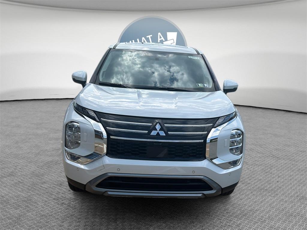 new 2025 Mitsubishi Outlander car, priced at $38,362