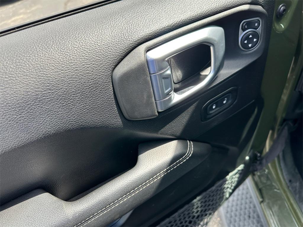 used 2021 Jeep Wrangler Unlimited car, priced at $30,978