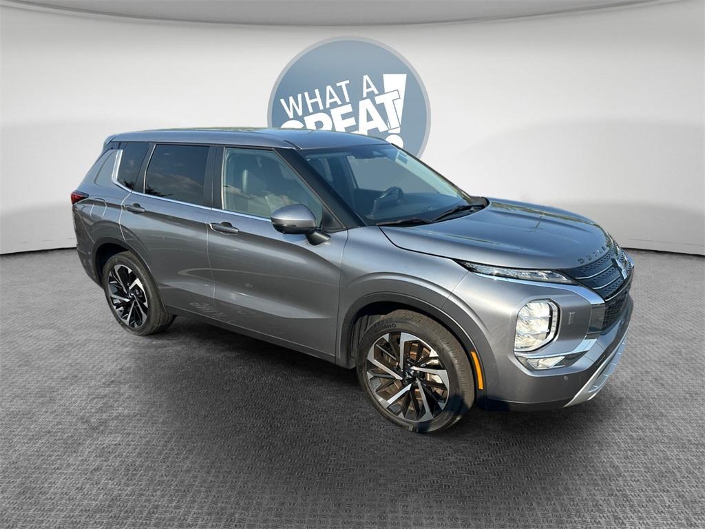 used 2022 Mitsubishi Outlander car, priced at $22,497