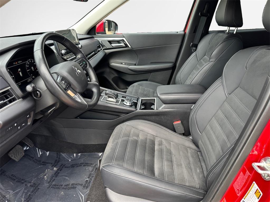 used 2025 Mitsubishi Outlander PHEV car, priced at $29,601