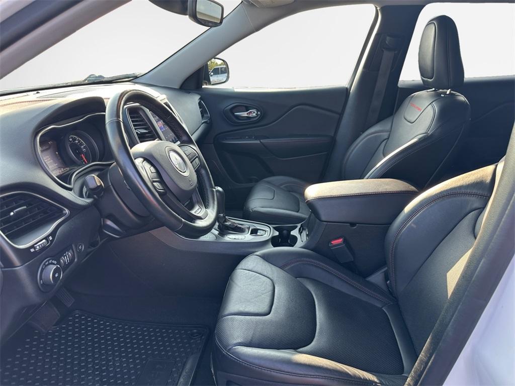 used 2021 Jeep Cherokee car, priced at $24,496