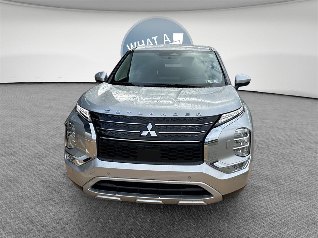 used 2023 Mitsubishi Outlander car, priced at $24,994