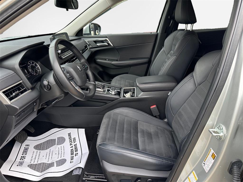 used 2023 Mitsubishi Outlander car, priced at $24,994