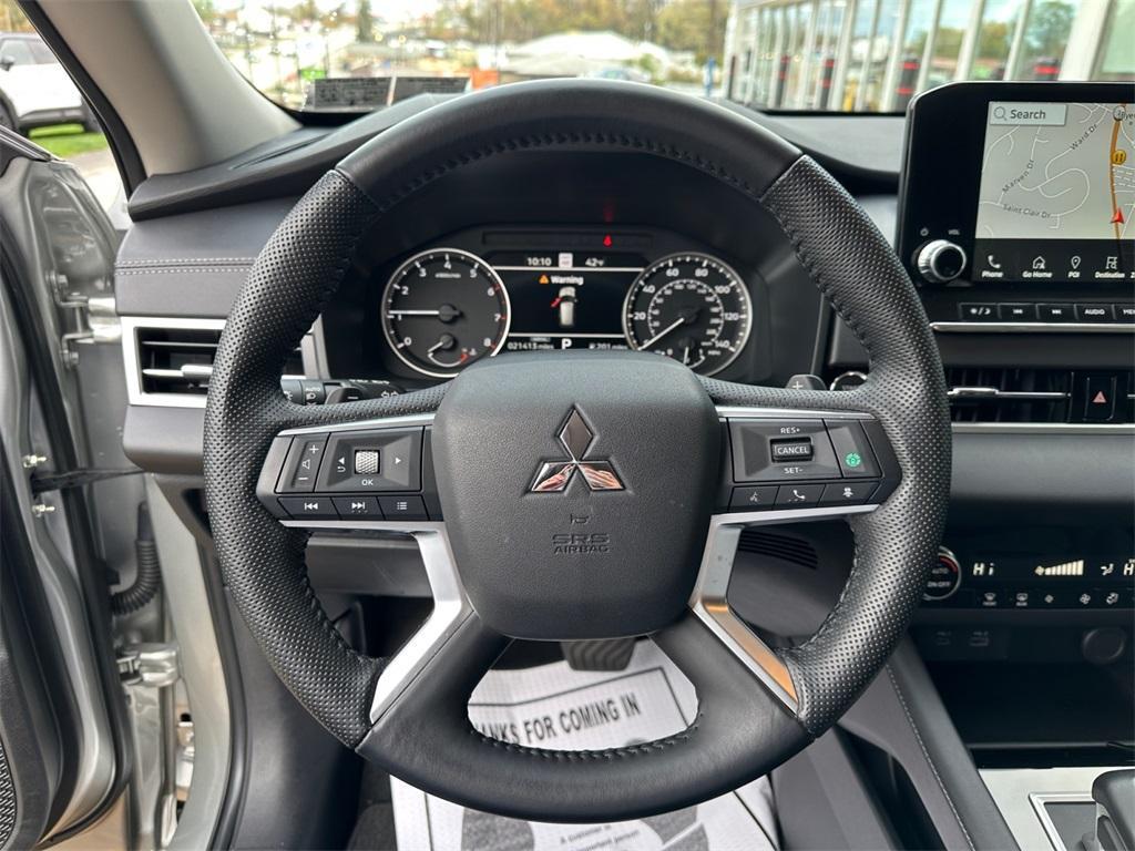 used 2023 Mitsubishi Outlander car, priced at $24,994