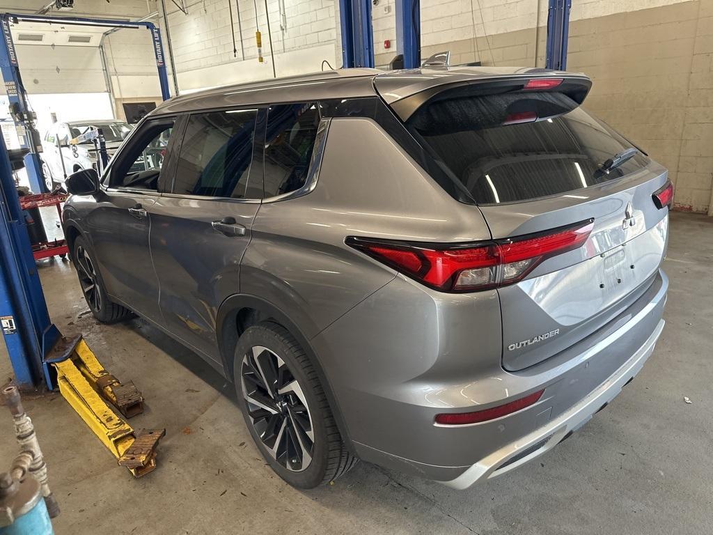 used 2022 Mitsubishi Outlander car, priced at $24,595