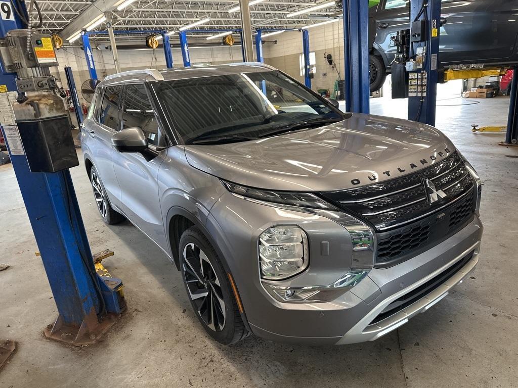 used 2022 Mitsubishi Outlander car, priced at $24,595