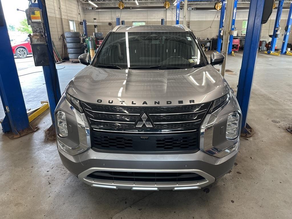 used 2022 Mitsubishi Outlander car, priced at $24,595