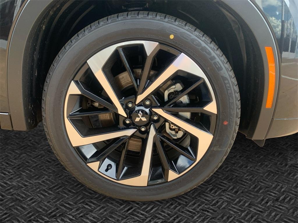 new 2025 Mitsubishi Outlander PHEV car, priced at $46,857