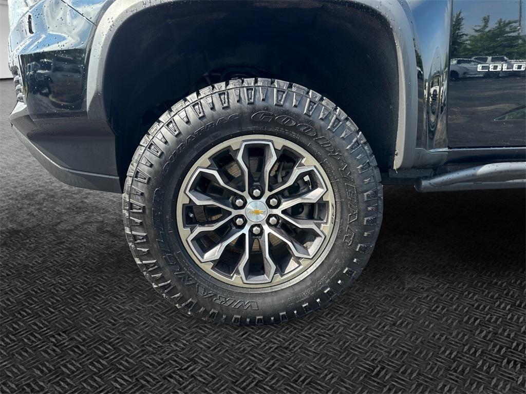 used 2021 Chevrolet Colorado car, priced at $35,974