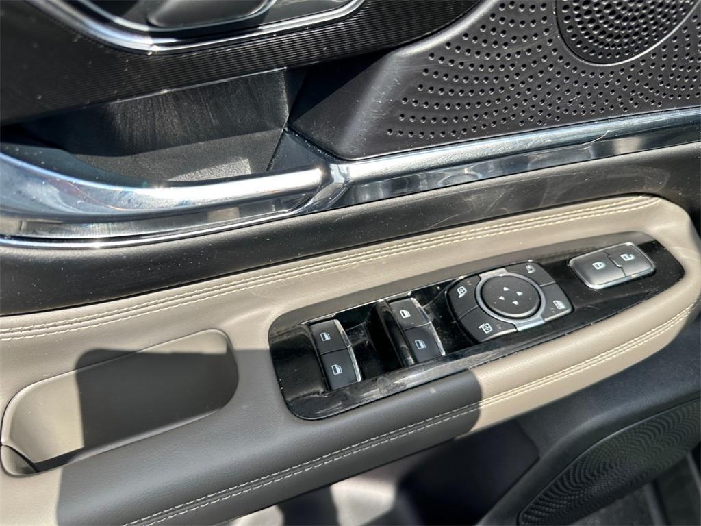 used 2023 Lincoln Corsair car, priced at $36,974