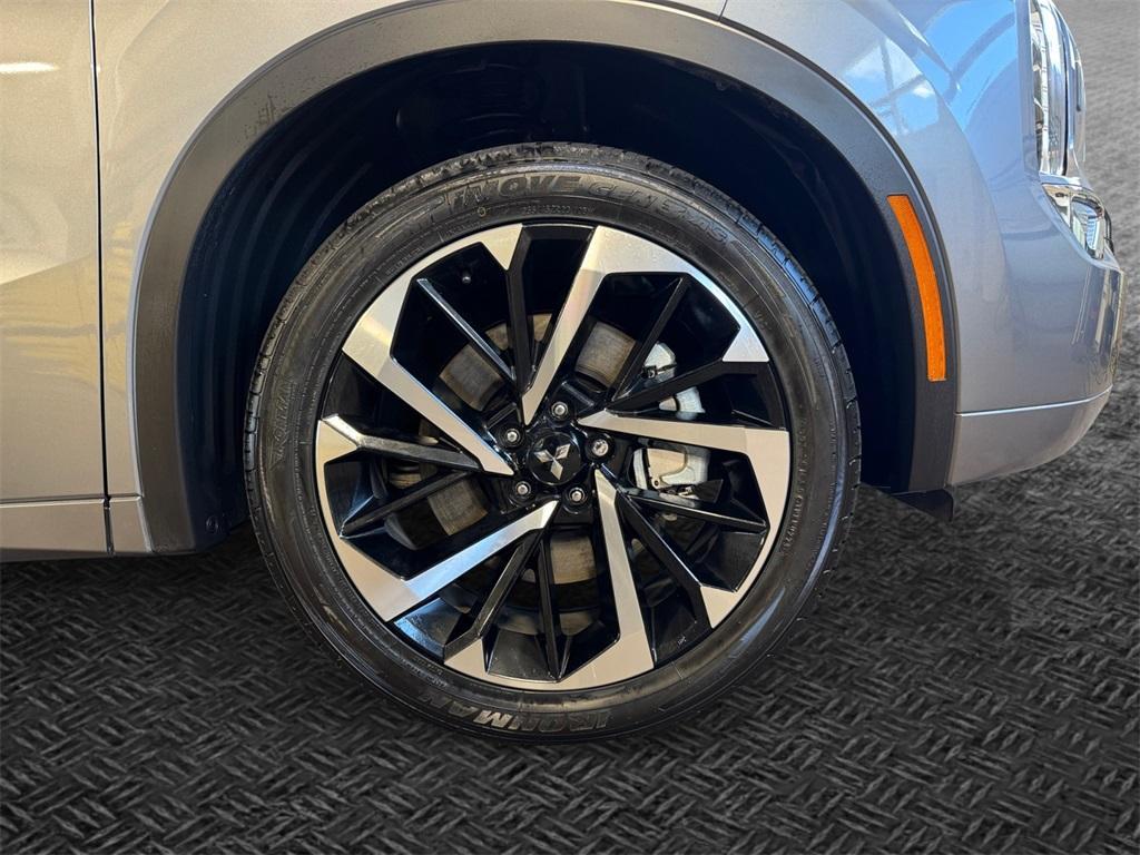 used 2023 Mitsubishi Outlander PHEV car, priced at $29,895