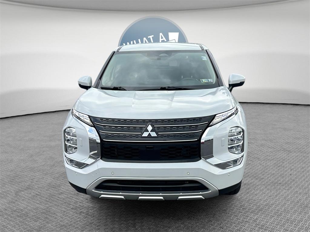 used 2022 Mitsubishi Outlander car, priced at $24,327