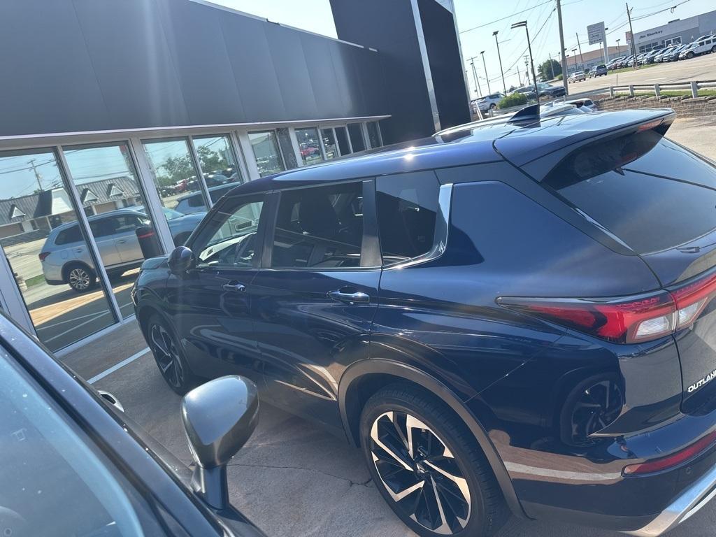 used 2023 Mitsubishi Outlander car, priced at $26,998