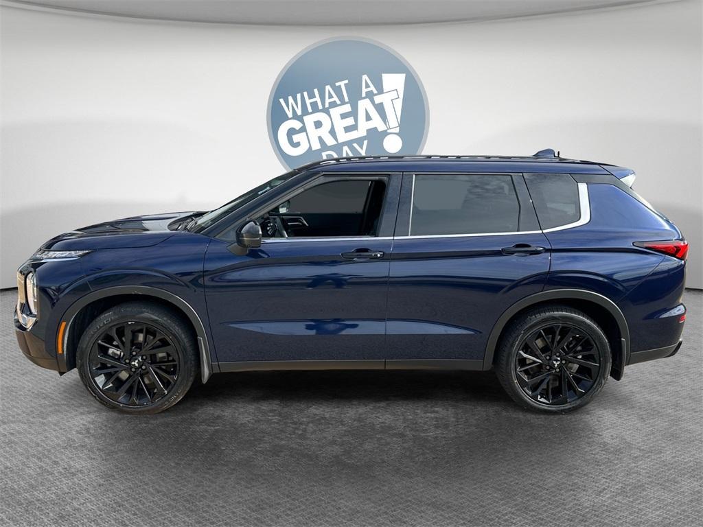 used 2023 Mitsubishi Outlander car, priced at $23,497